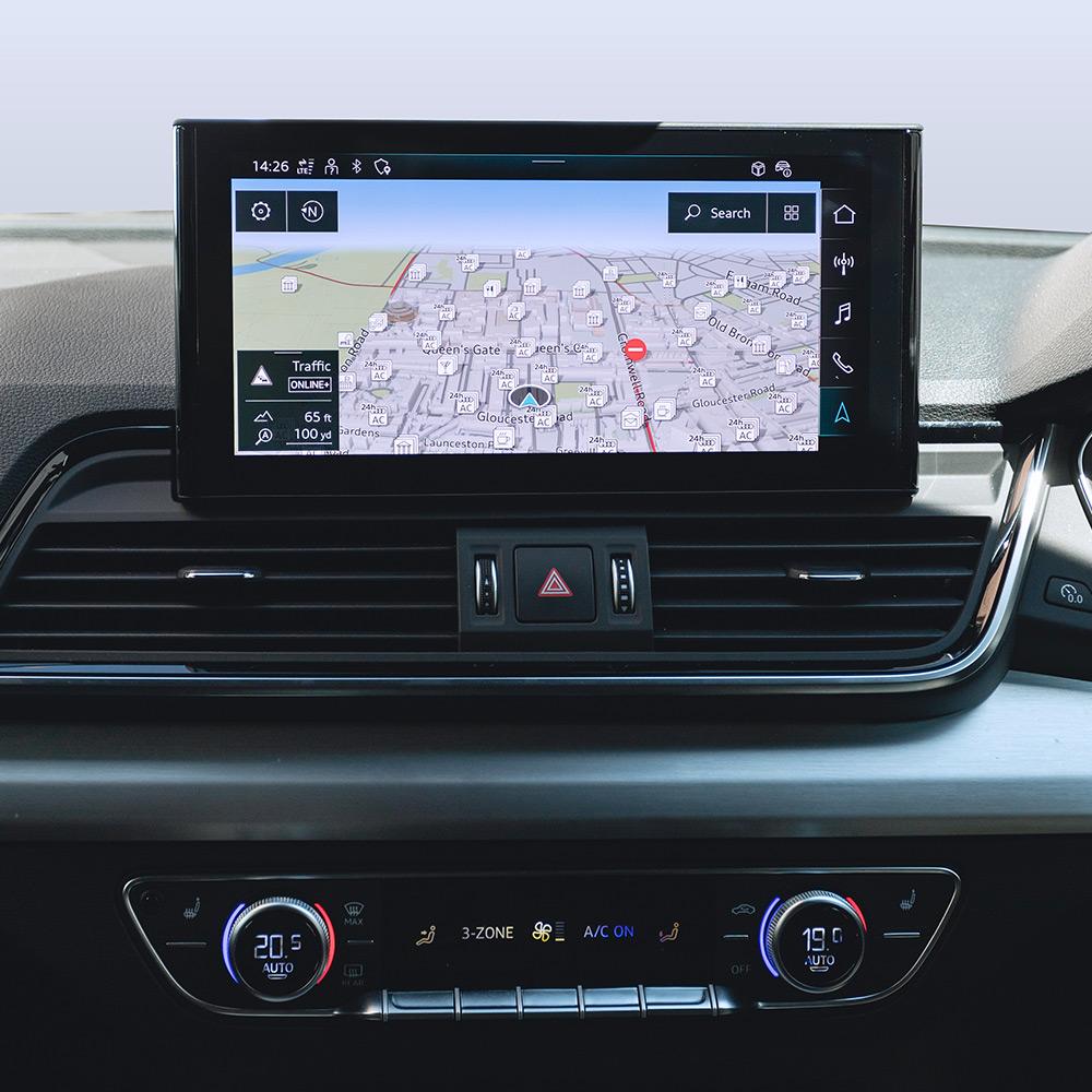 Audi Q5 touchscreen