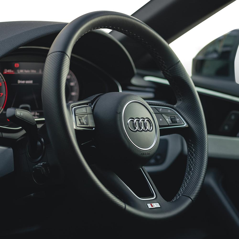 A5 steering wheel