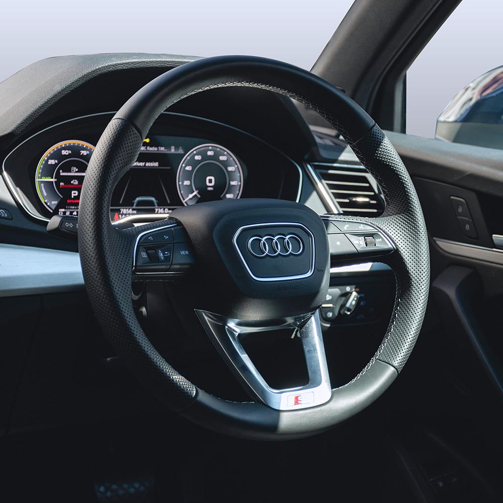 Audi Q5 Steering wheel