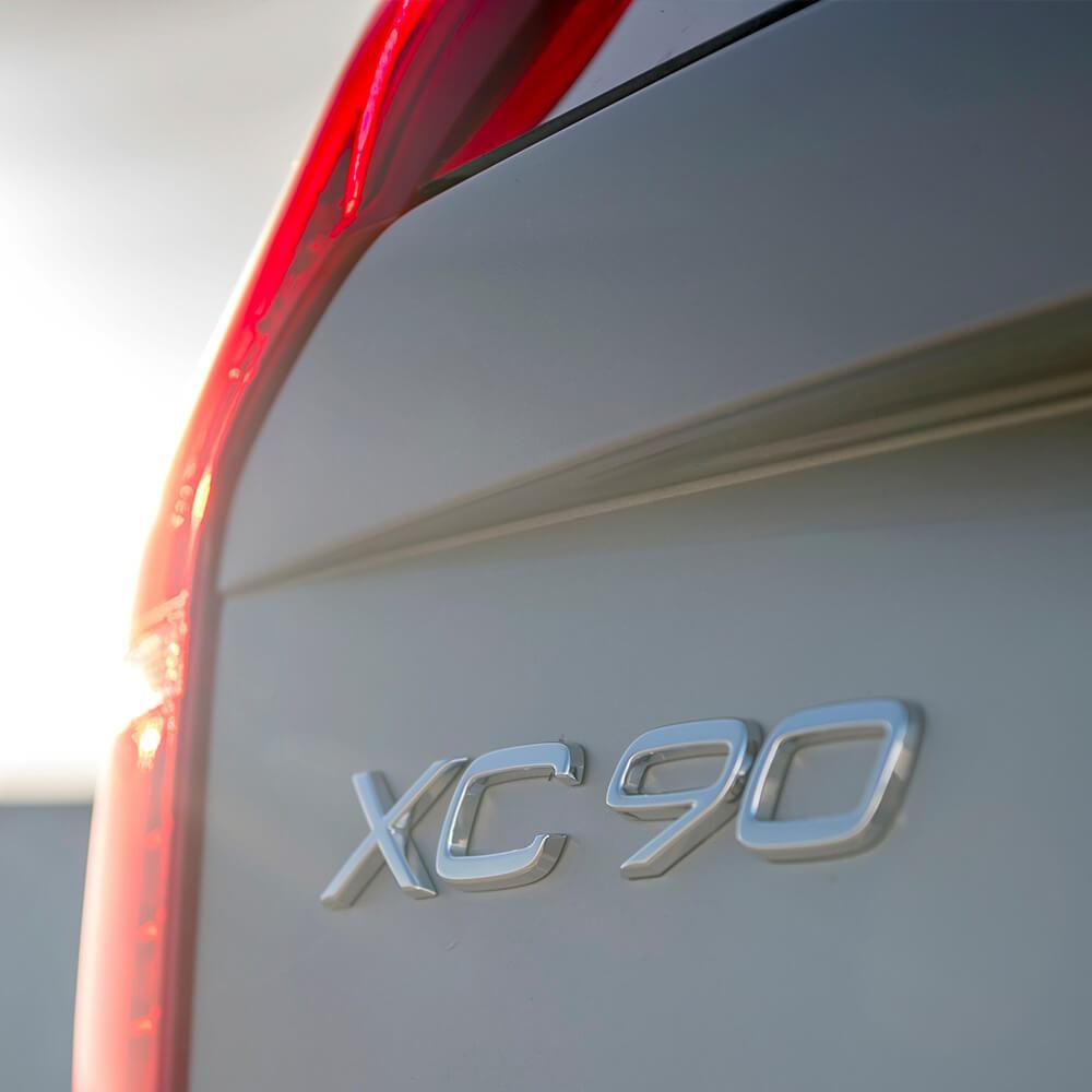 Volvo XC90 Badge